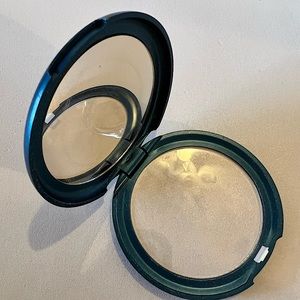 Stila ‘All Over Shimmer’  Face Luminizer Color # 7